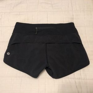 lululemon speed up short 2.5"